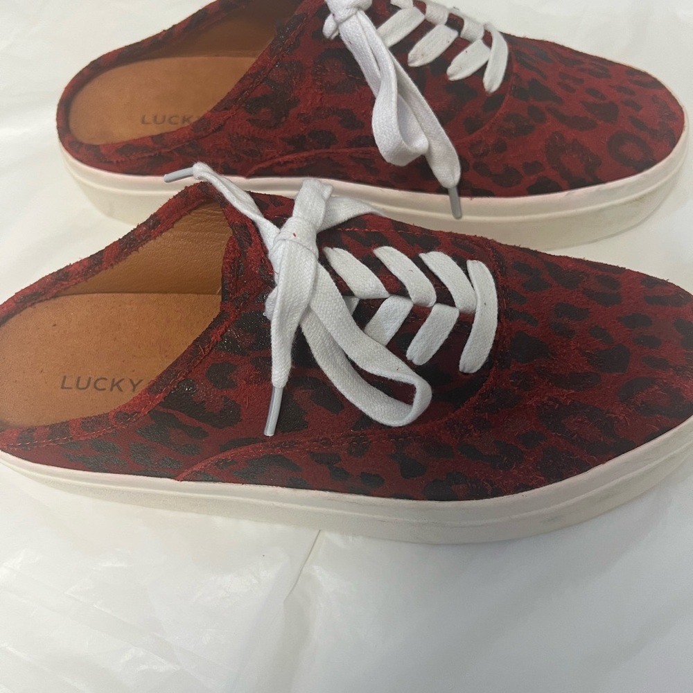 Lucky Brand Sneakers